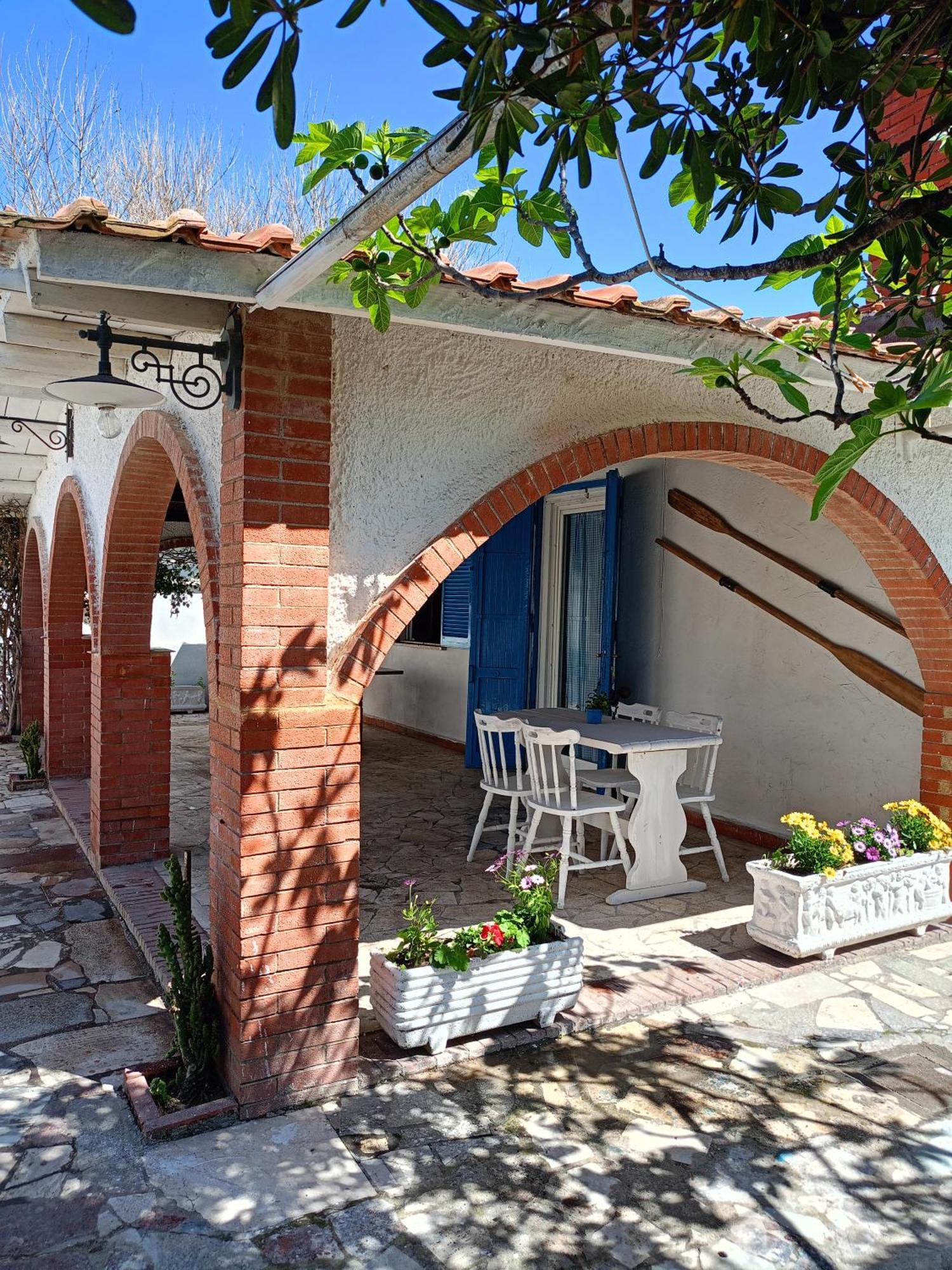 Blu Angel Apartment Lido dei Pini Exterior photo